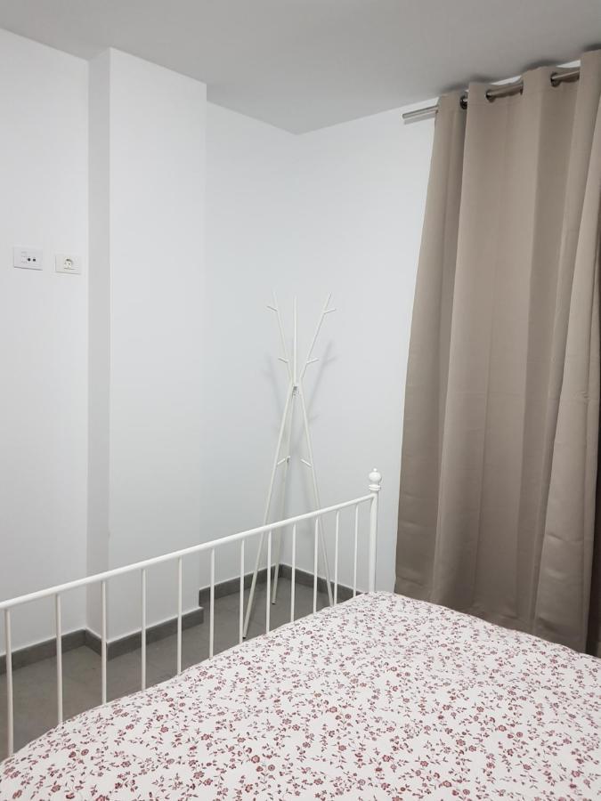 Apartamento Privado En Una Zona Tranquila Y Proxima Al Aeropuerto Tf Norte Y A La Ciudad De San Cristobal De La Laguna . Exterior photo